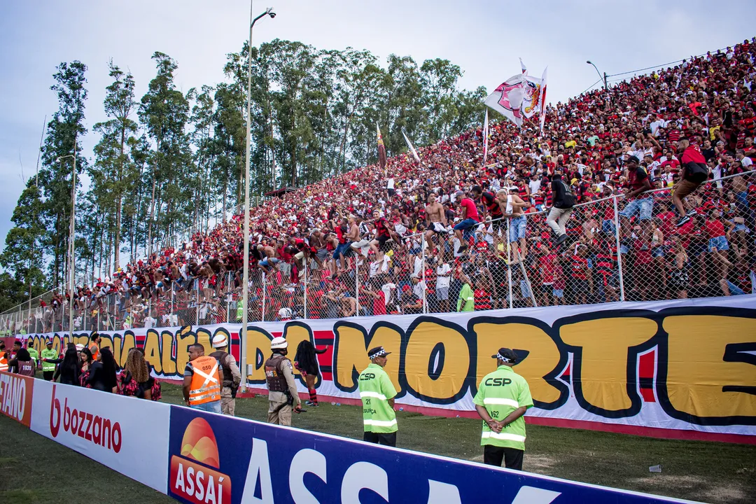 Torcida do Vitória no Barradão