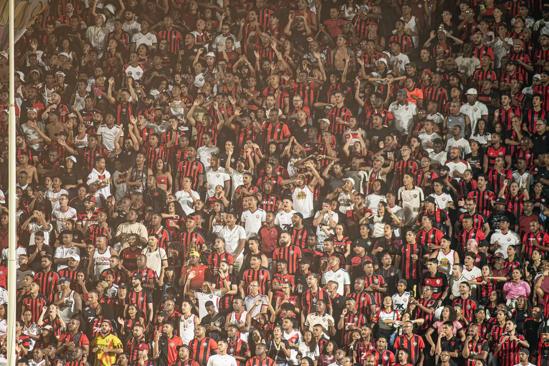 Torcida do Vitória na arquibancada