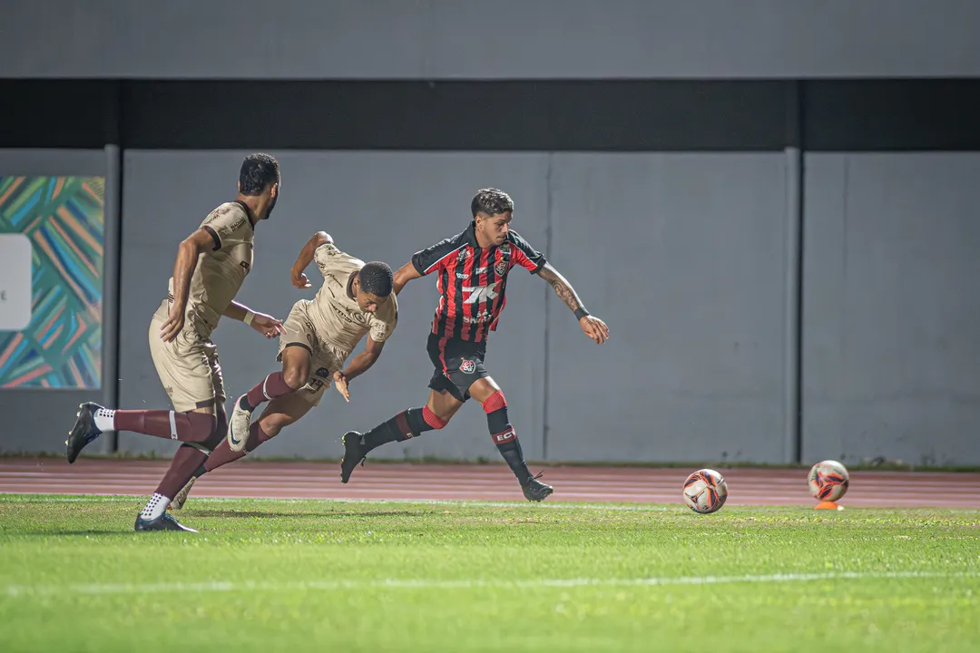 Vitória x Jacuipense pelo Campeonato Baiano