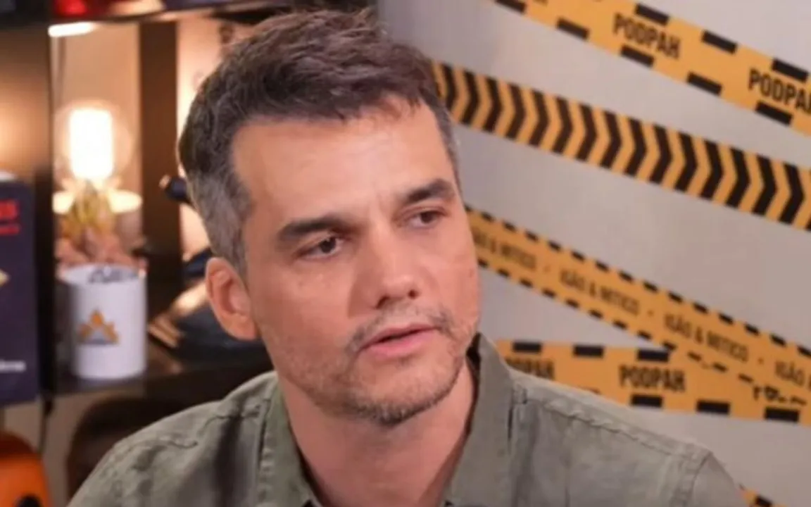 O ator não poupou críticas ao político