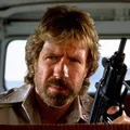 Chuck Norris ‘imortal’? Entenda fama e reações à morte do ator na Web imagem