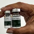 Feira começa a vacinar profissionais da saúde contra a dengue imagem