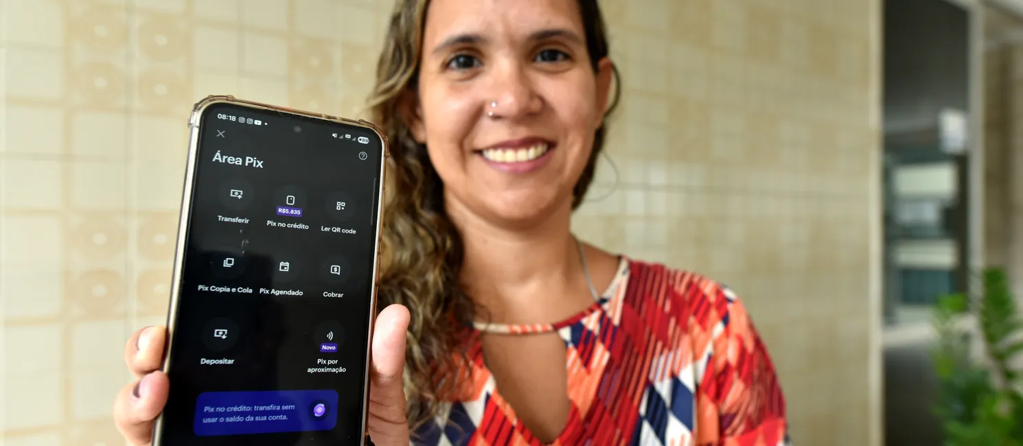 Ana Cláudia Mesquita é corretora de imóveis e não usa cédulas