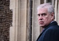 Caso Epstein: ex-príncipe do Reino Unido é preso durante investigação