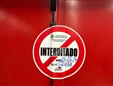 Fábrica de cosméticos irregular é interditada em Feira de Santana - Imagem