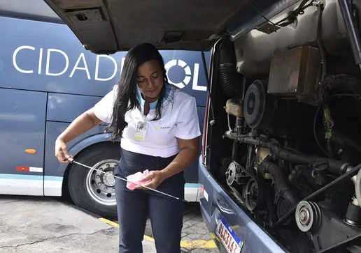 Jailton Lopes (à esquerda) estava foragido da cadeia de Aurelino Leal desde 7 de abril
