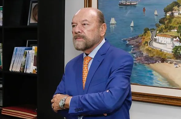Sérgio Habib recebe a mais alta honraria da ALJBA, em reconhecimento à sua trajetória nas letras jurídicas