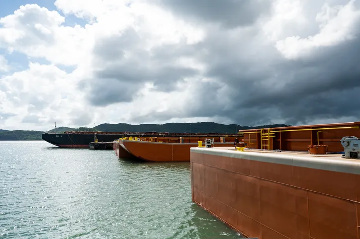 Estaleiro da Enseada do Paraguaçu