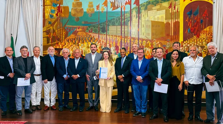 Imagem ilustrativa da imagem Empresariado amplia debate sobre jornada de trabalho em encontro com deputados líderes na Câmara