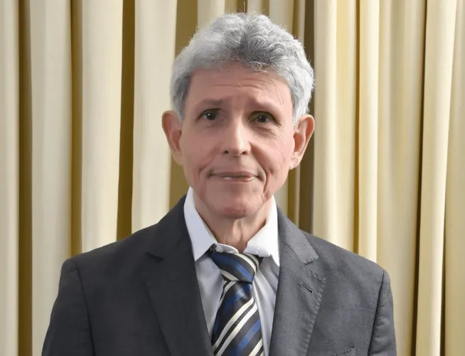 O imortal Carlos Ribeiro