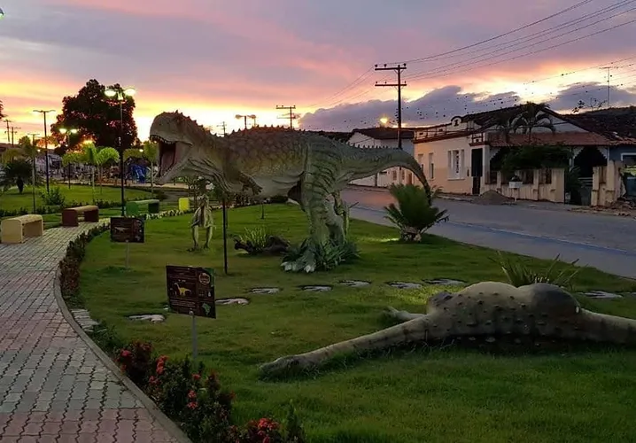 Praça da cidade de Santa Inês