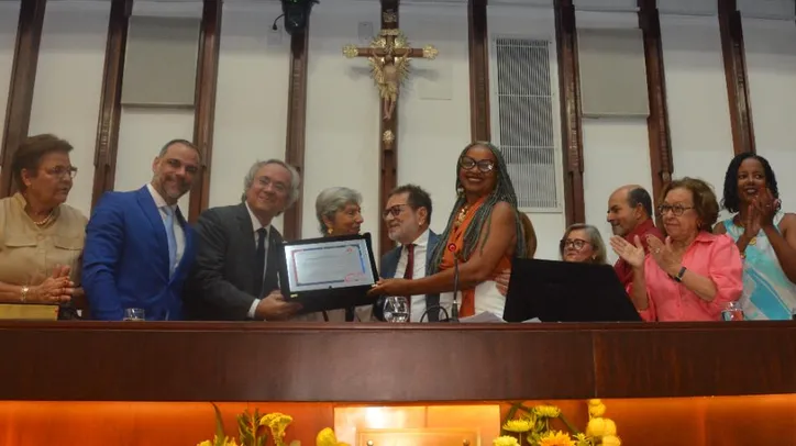 Reitores da UFBA e UEFS, universidades públicas foram homenageados durante sessão especial na Assembleia