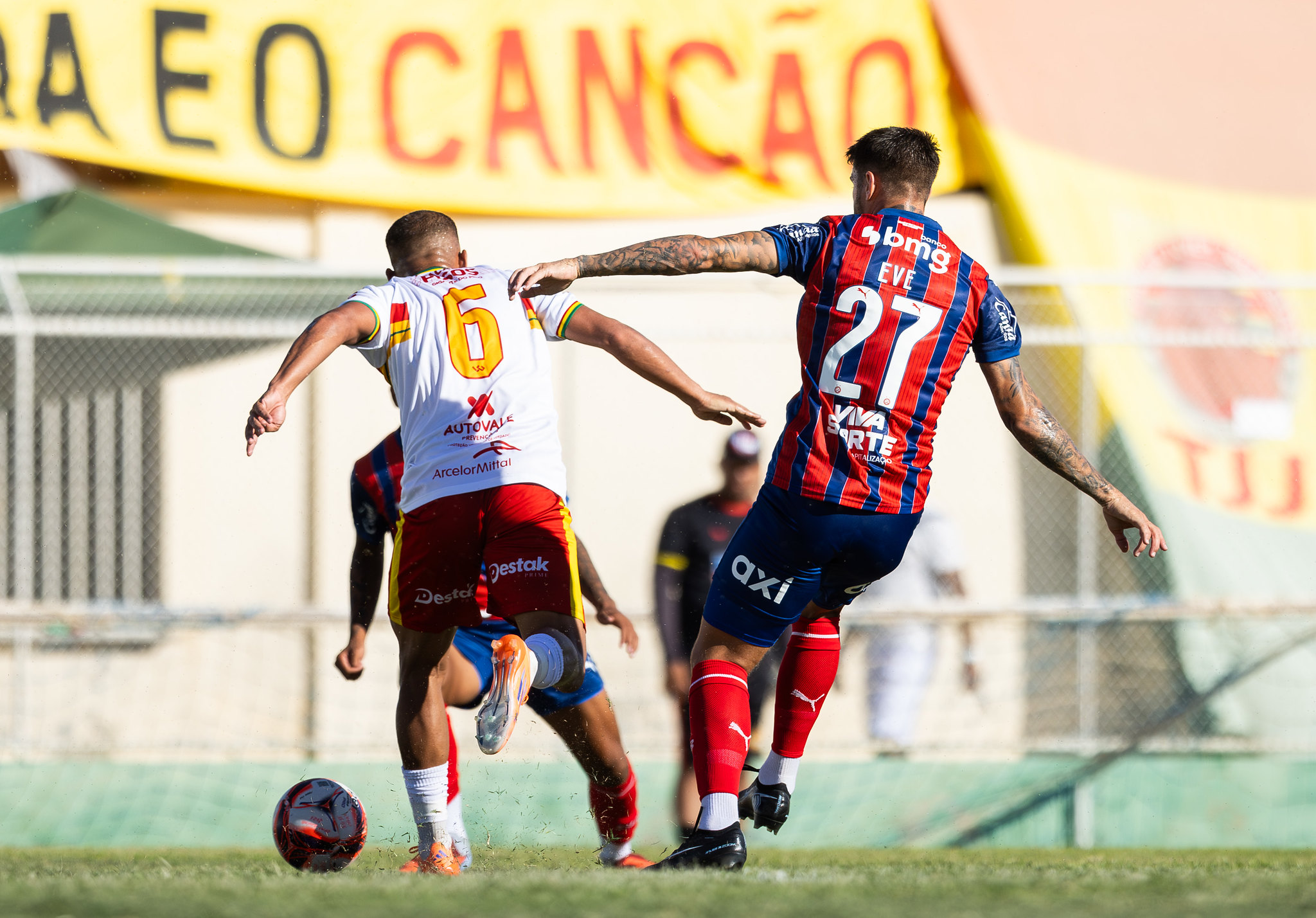 Bahia x Juazeirense: onde assistir e escalações da semifinal do Baianão