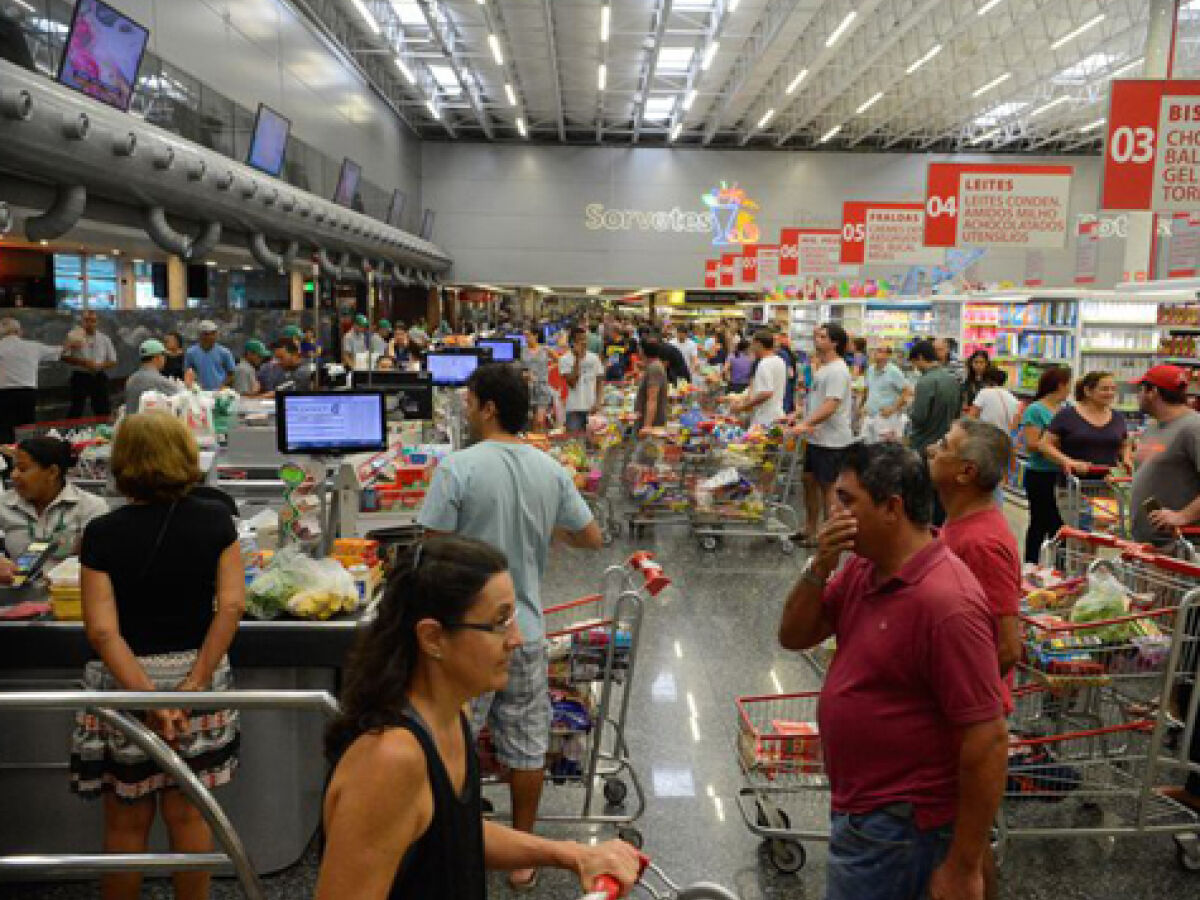 Grupo Mateus ganha destaque após novo desdobramento em economia gigante dos
