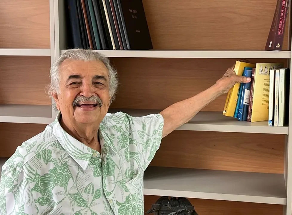 Florisvaldo Mattos