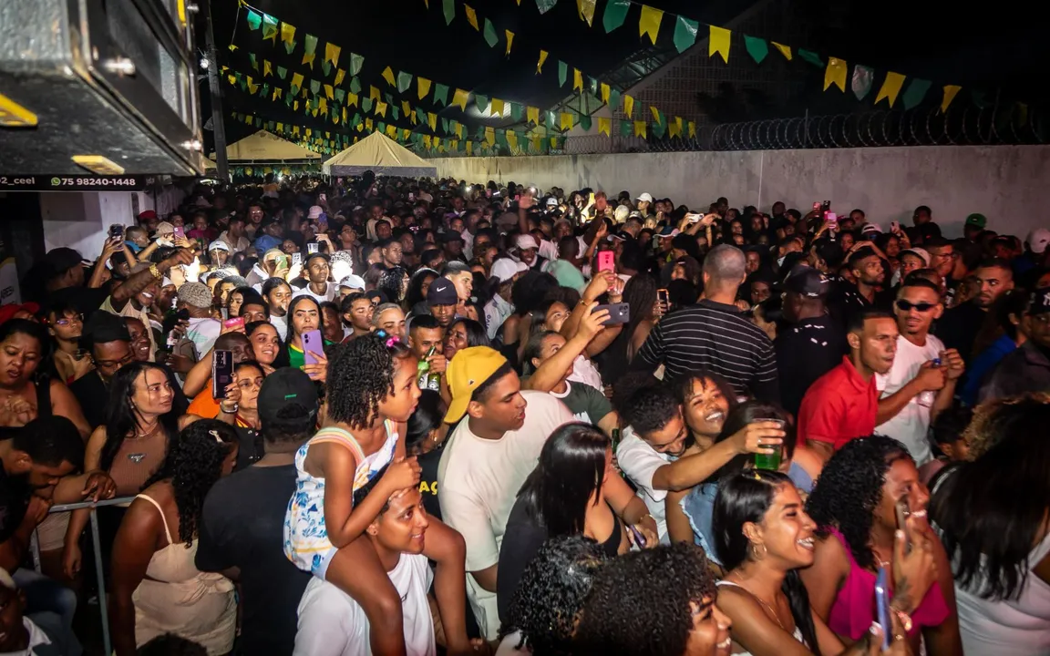 Registro do público durante o baile