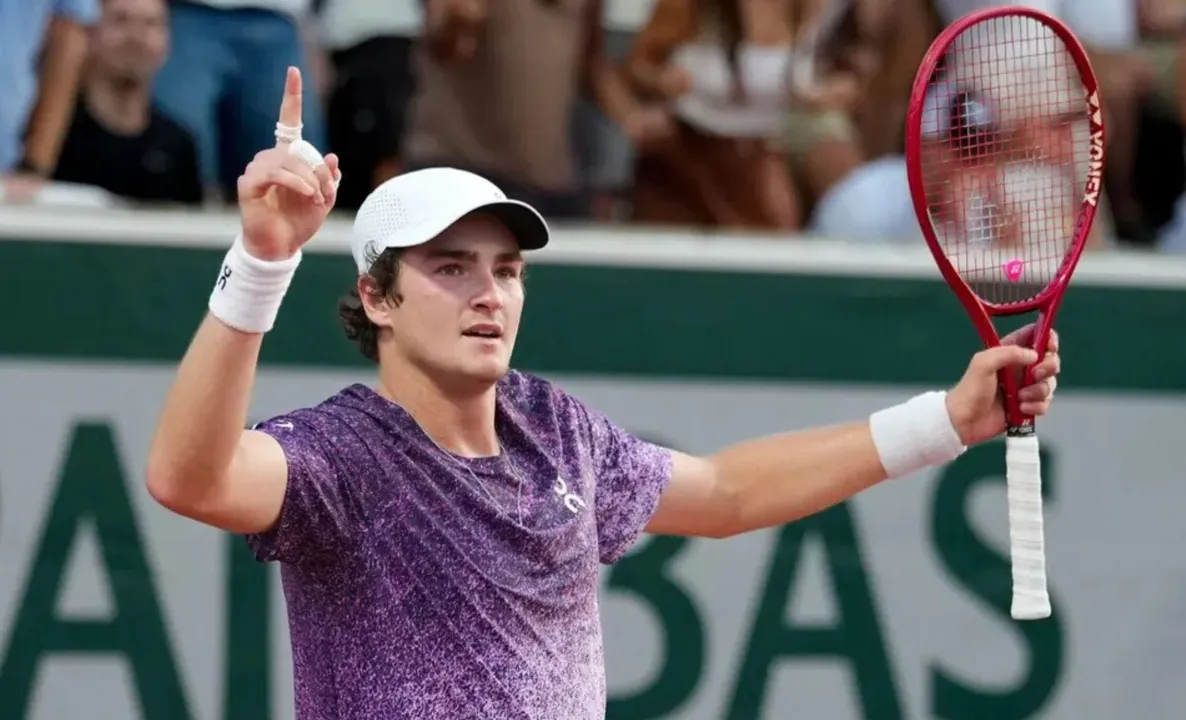 João Fonseca é fã declarado de Djokovic
