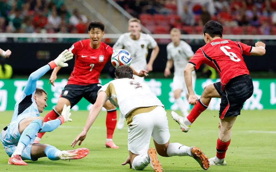 Imagem ilustrativa da imagem Coreia do Sul busca virada heroica e vence Tchéquia na Copa do Mundo