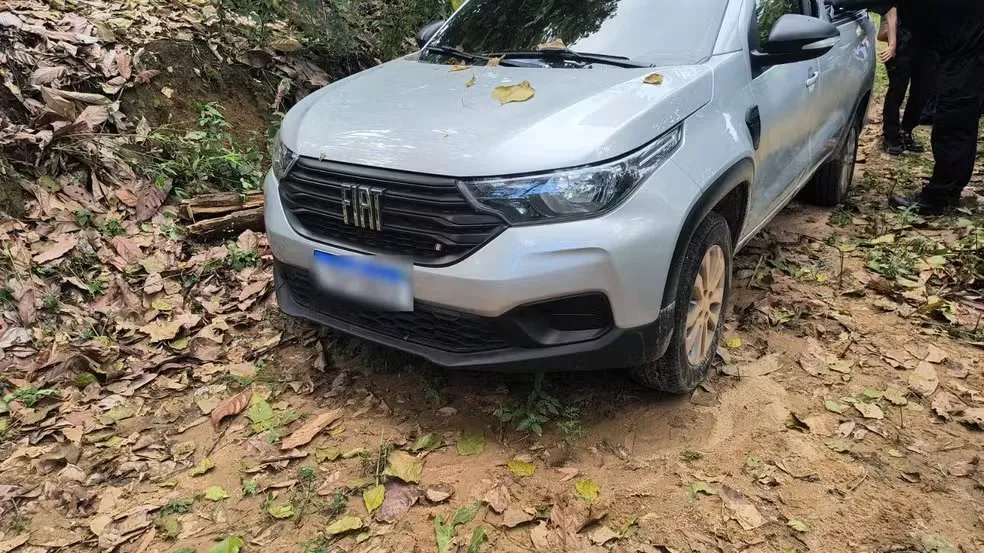 Imagem ilustrativa da imagem Corpo é localizado em carro de empresário desaparecido na Bahia