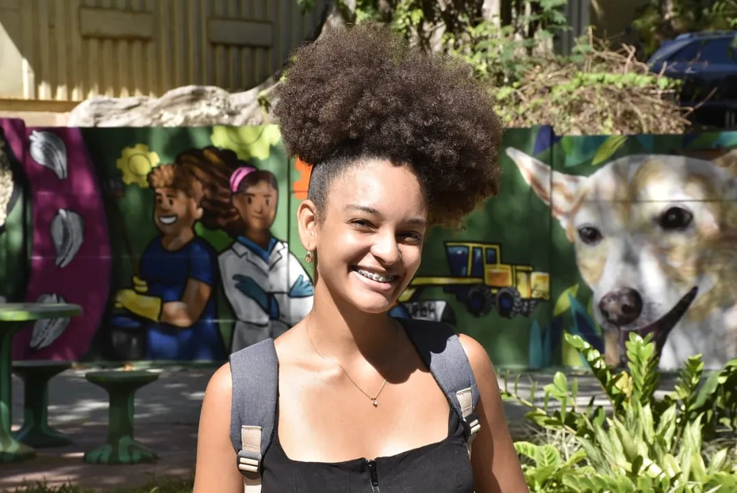 Thamyla dos Santos da Hora diz que o sistema de cotas ajudou a mudar sua vida