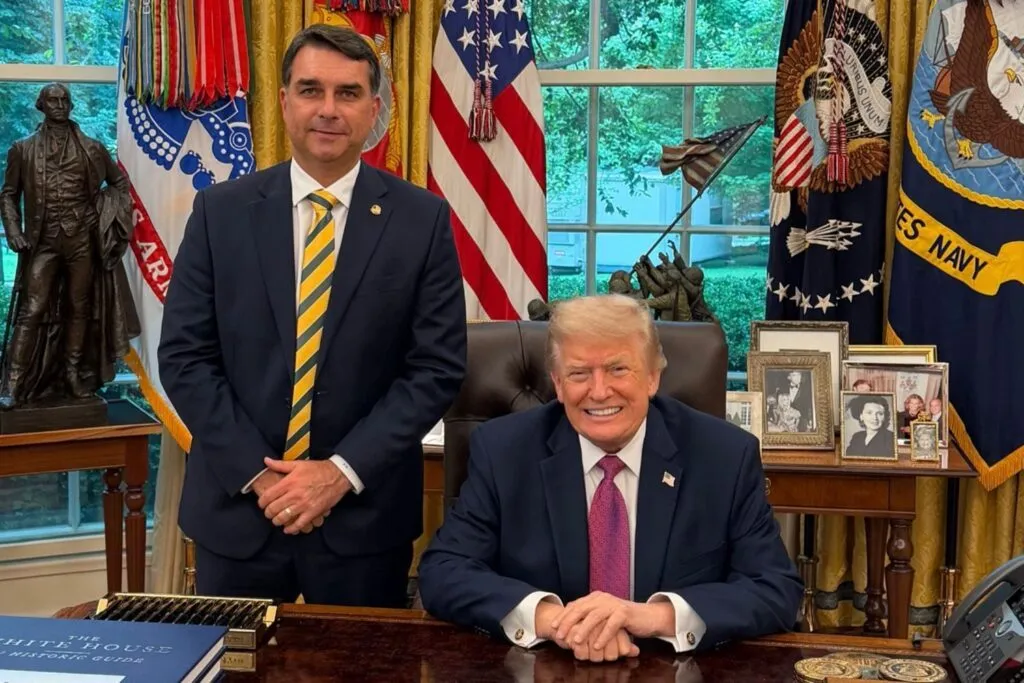 Flávio Bolsonaro e Donald Trump