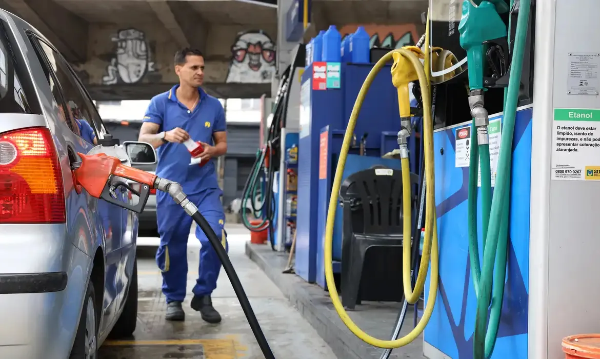 Preço de gasolina