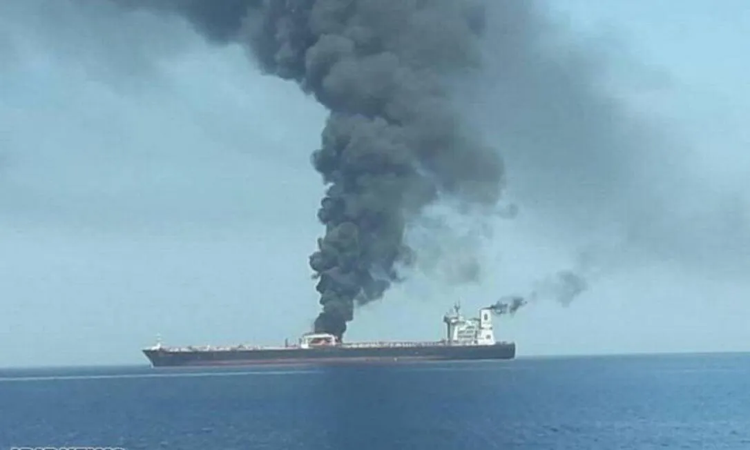 Bombardeios tiveram como alvo lançadores de mísseis e embarcações iranianas