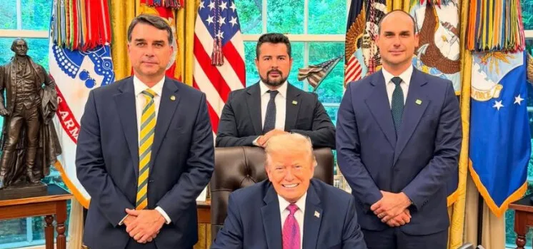 Flávio visitou Trump no último dia 26 de maio