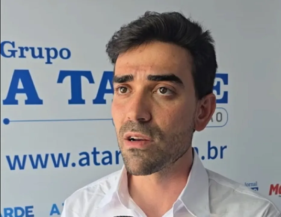 Júnior Marabá, prefeito de LEM.