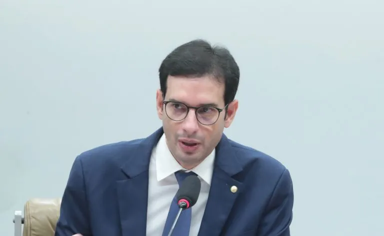 Leo Prates já foi relator da PEC do fim da escala 6x1