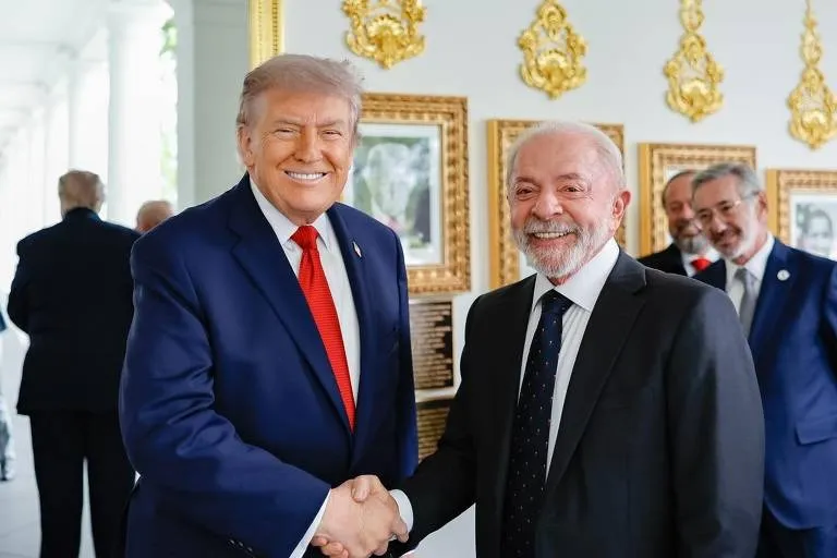 Os presidentes Donald Trump e Lula