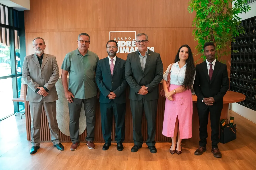 Antoine de Freitas, Elmar Varjão, o embaixador Leulseged Abebe, Paulo Pan, Ellen Santana e Samuel