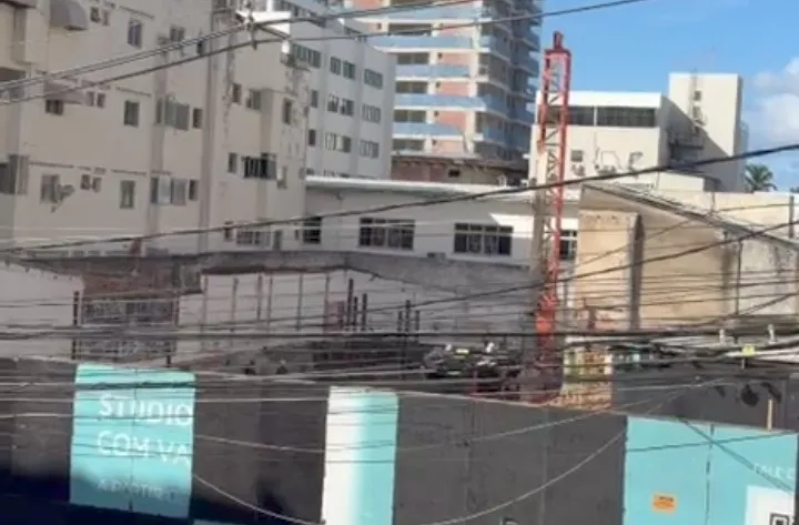 Denunciantes afirmam que obra gera tremores estruturais, poluição sonora e emissão de gases poluentes
