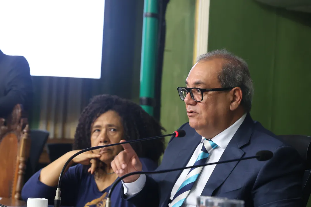 Presidente do Legislativo, vereador Carlos Muniz (PSDB)