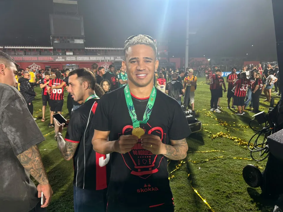 Erick, atacante do Vitória