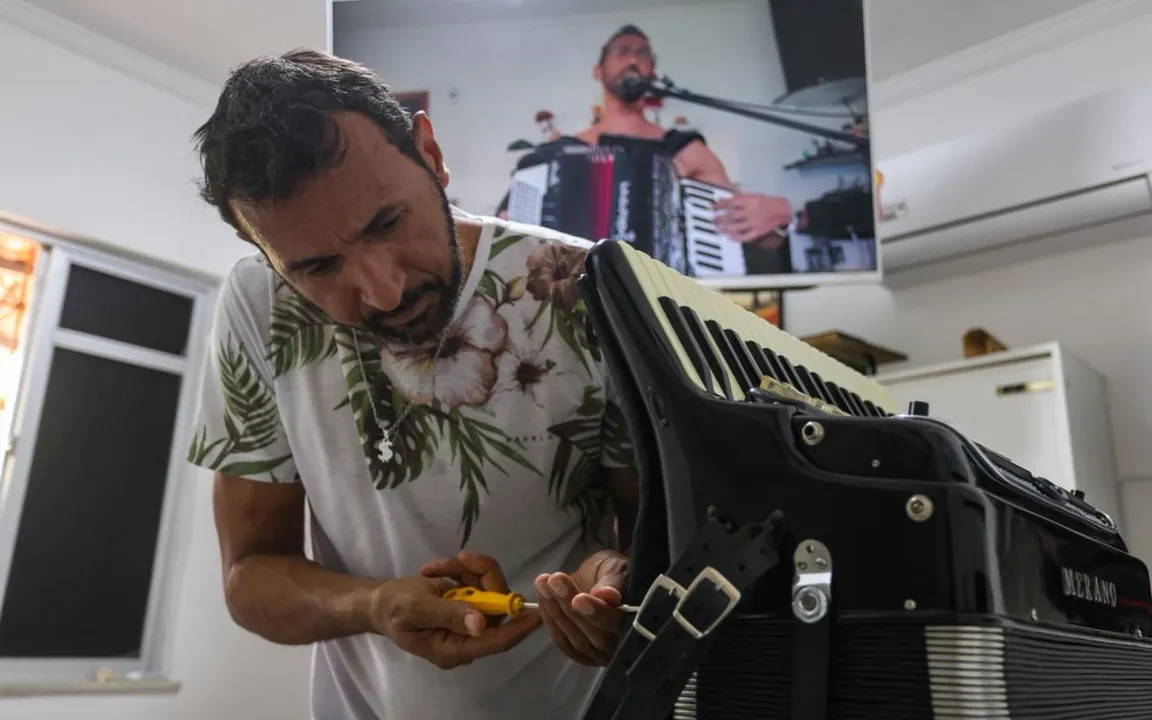 Luthier Juniu Bala falou sobre o seu ofício