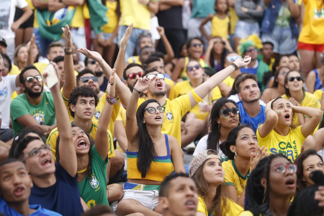 Torcida do Brasil no Farol da Barra na Copa de 2018