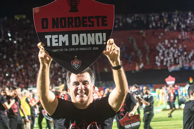 Fábio Mota comemora título da Copa do Nordeste