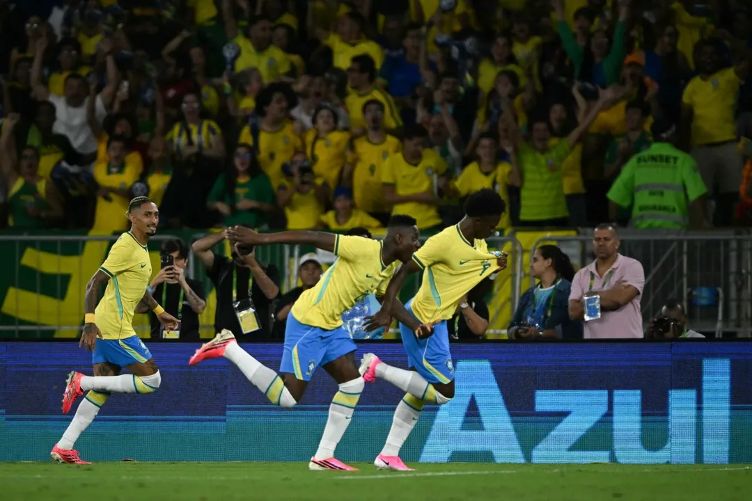 Vini Jr. desencanta e lidera goleada do Brasil sobre o Panamá