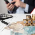 Como quitar um financiamento imobiliário rápido? imagem