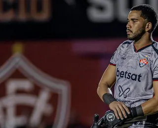 Sem Lucas Arcanjo, Vitória é relacionado contra Santos no Brasileirão