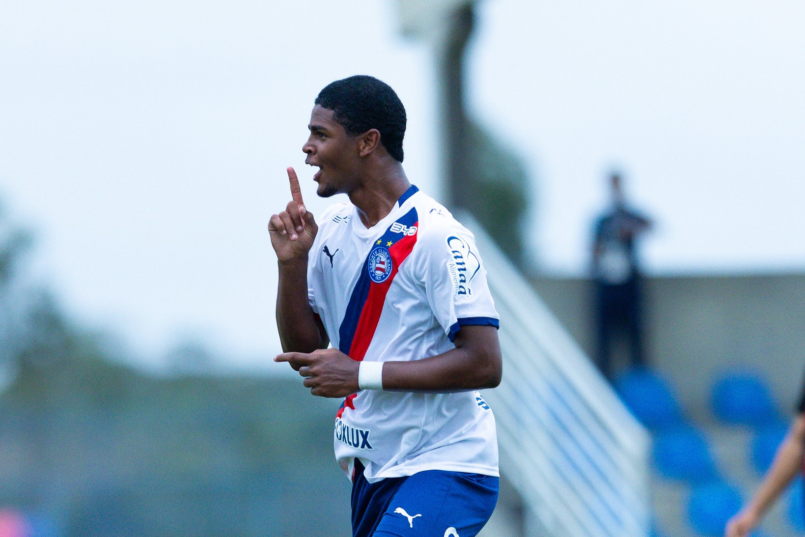 Destaque do Bahia no Sub-17 chega ao sexto gol e impressiona