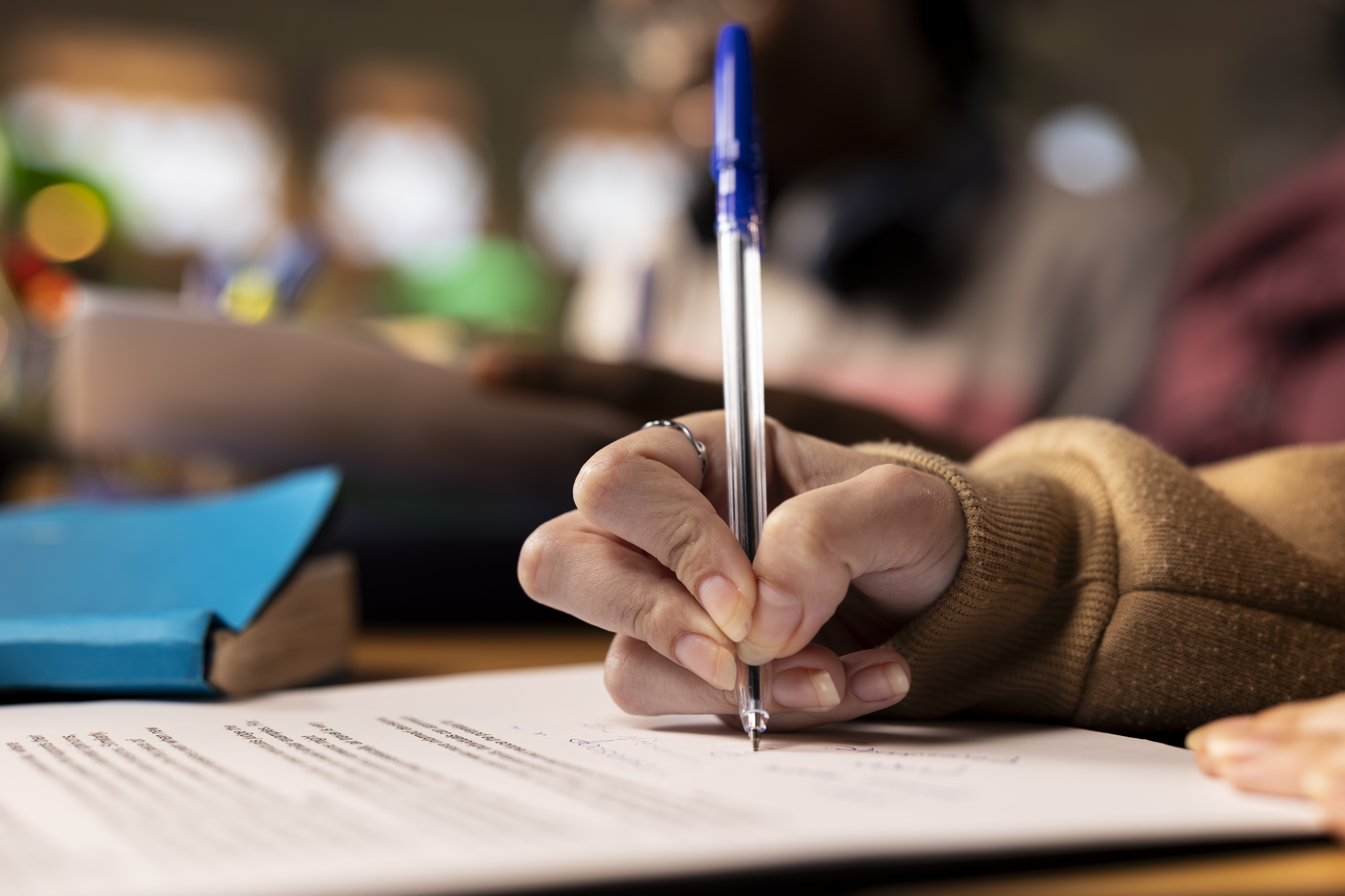 Concurso com salários de até R$ 13 mil encerra inscrições nesta terça