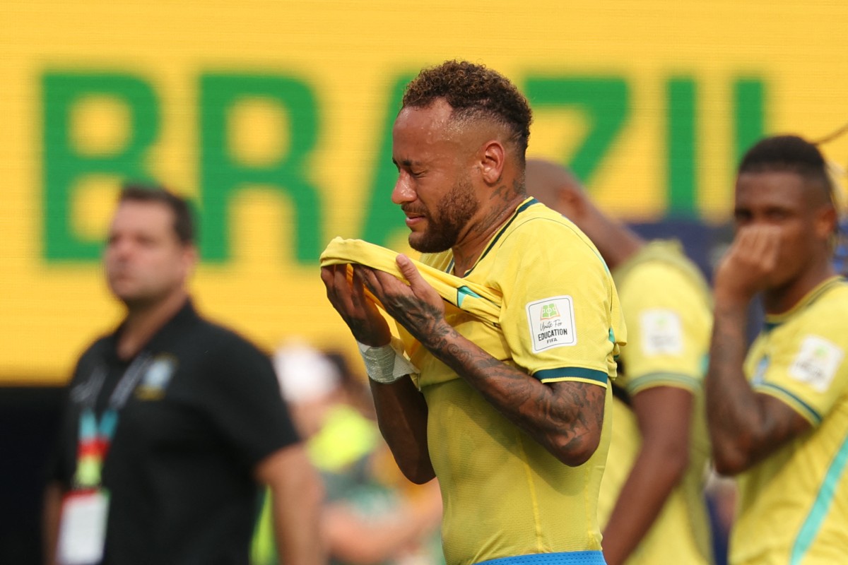 Neymar é exposto por campeão de pôquer: "Madrugadas em claro"