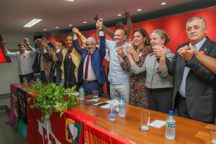 Seminário no Sindae debate tática política