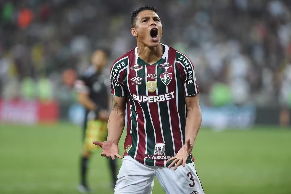 Thiago Silva pode reestrear pelo Fluminense em amistoso contra o Bahia