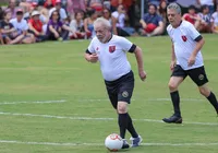 Lula negocia pagamento de dívida de R$ 600 milhões de time do coração