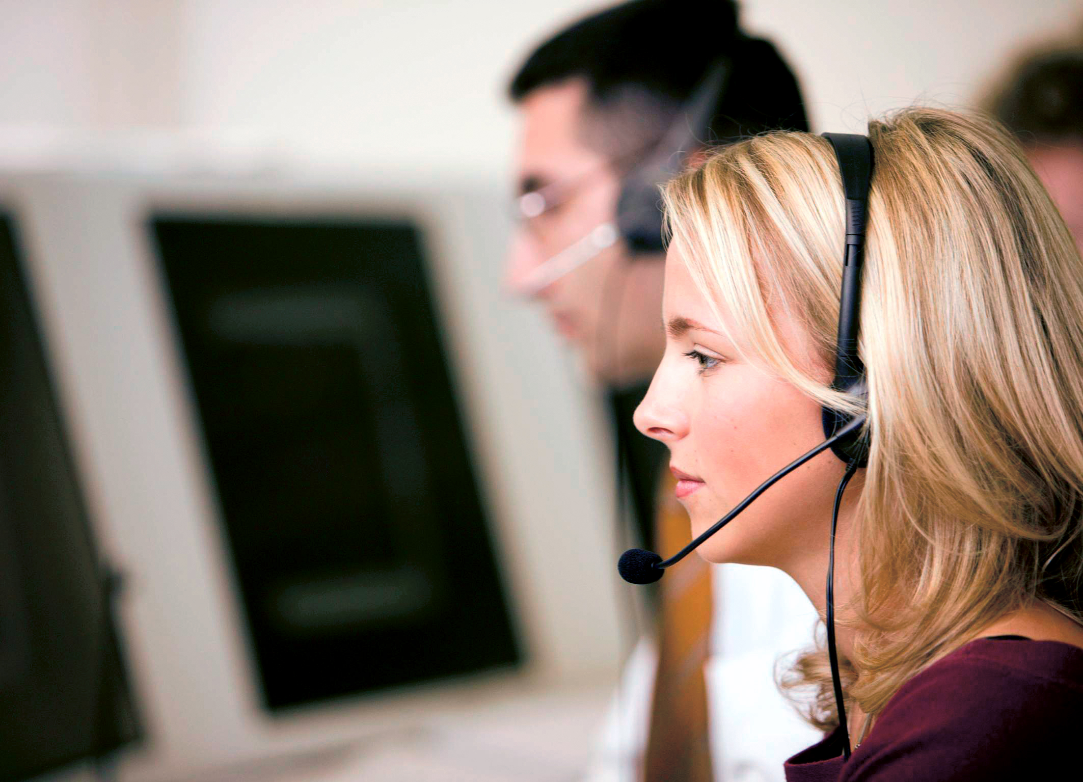 300 vagas para telemarketing nesta sexta (23); saiba como participar