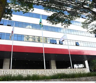 Aposentada consegue isenção de IR; entenda quem tem direito