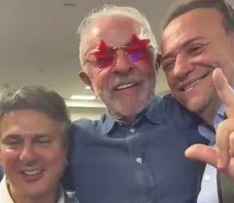 Lula celebra novo mandato ao lado de apoiadores: “Guerreiro do povo brasileiro"